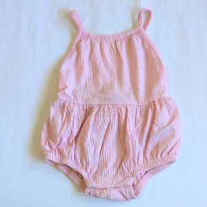 old navy pink crinkle summer bubble romper with ruffles 3-6 months baby girl